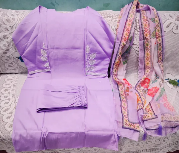 Lavender_Embroidered_Kameez_Suit_Set_With_Printed_Dupatta