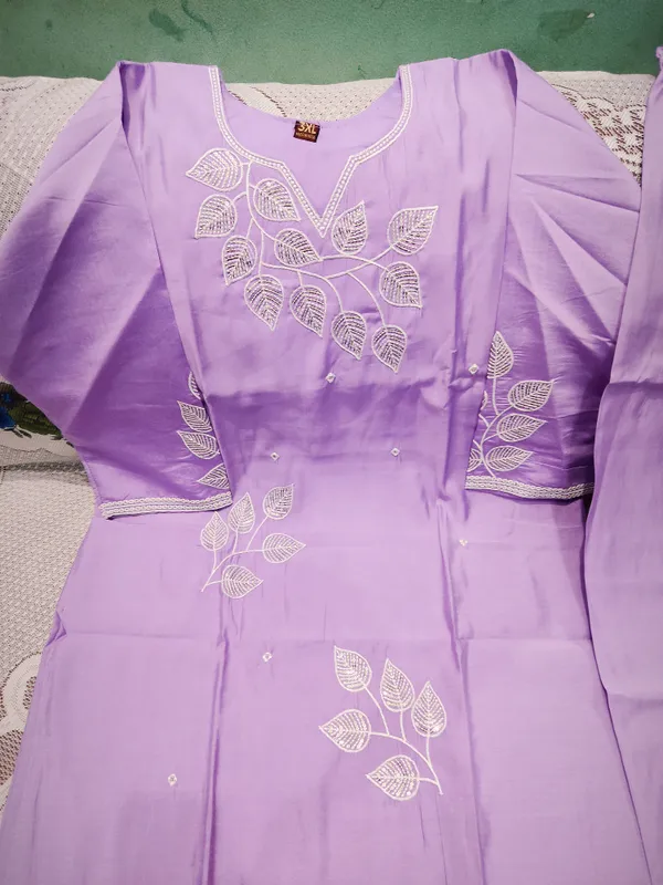 Lavender_Embroidered_Kameez_Suit_Set_With_Printed_Dupatta