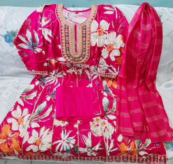 Pink_Floral_Print_Anarkali_Suit_Set_With_Dupatta
