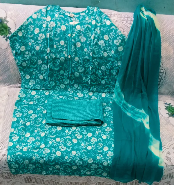 Turquoise_Floral_Print_Cotton_Kurta_Set_With_Dupatta