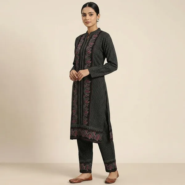 Black_Cotton_Woolen_Kurta_With_Bottom
