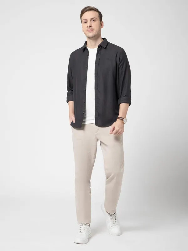 OXYZONE_Premium_Solid_Full_Sleeve_Men's_Tencel_Cotton_Charcol_Grey_Shirt,_Regular_Fit,_Spread_Collar_Non-Faded_Soft_&_Breathable_Fabric,_2-Way_Stretchable_Casual_&_Formal_Shirt_for_Men