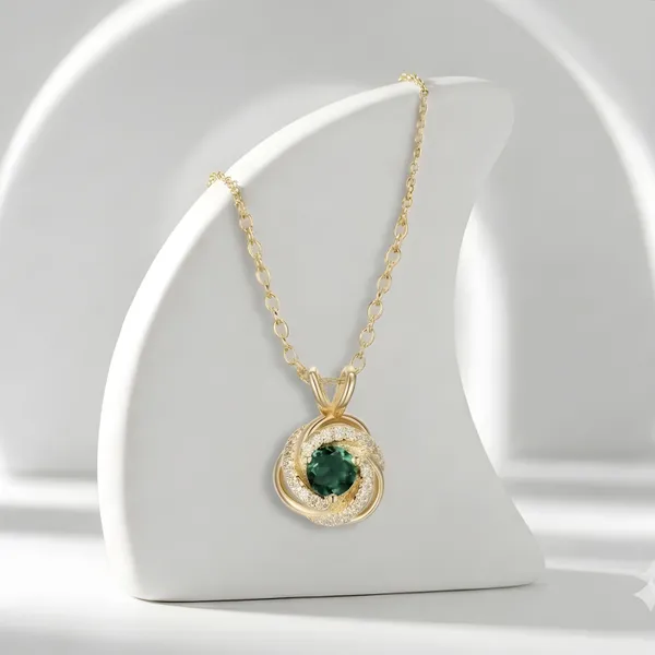 Emerald_Grace_Silver_Pendant