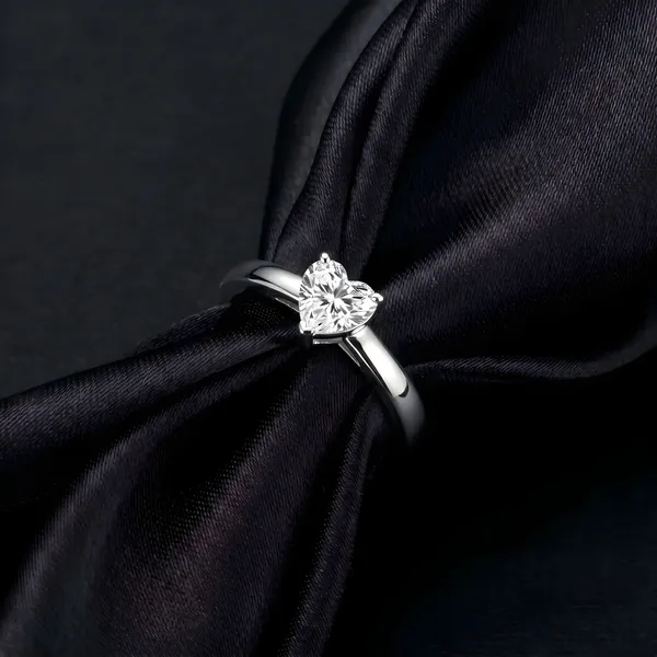 Heart_Solitaire_Silver_Ring