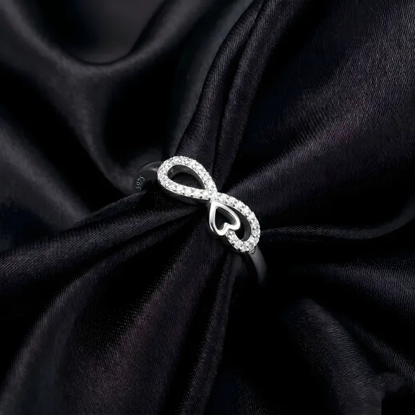 Infinity_Heart_Silver_Ring