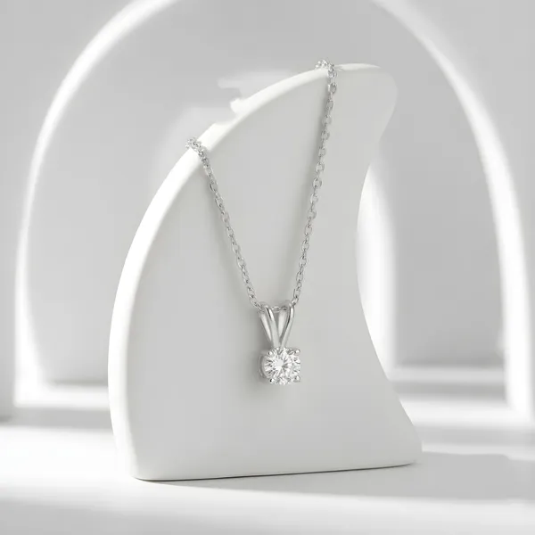 Celeste_Solitaire_Silver_Pendant
