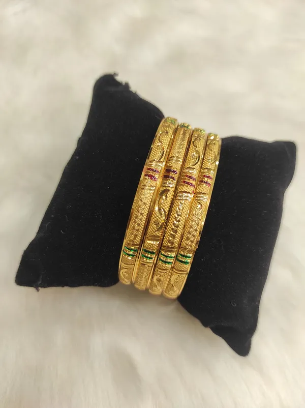 Gold_Alloy_Bangle_Set_(4_Pieces)_For_Women