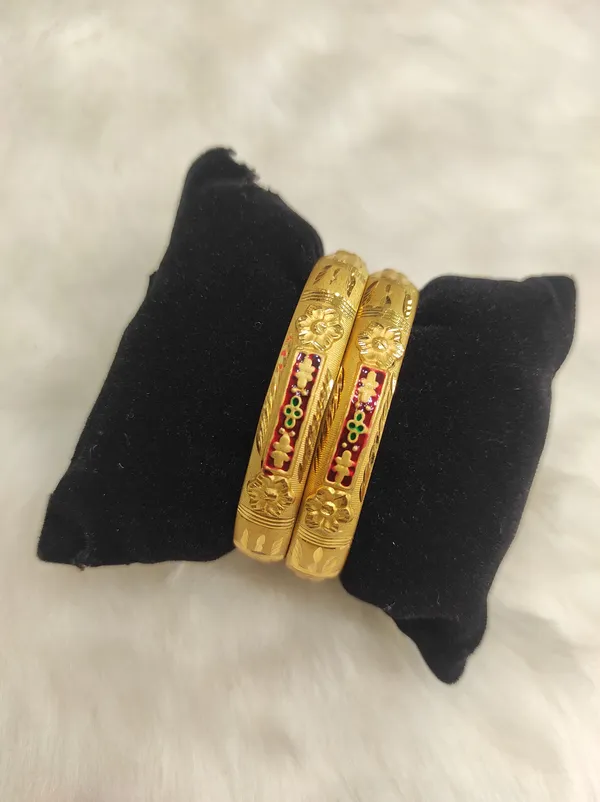 Gold_Alloy_Bangle_Set_(2_Pieces)_For_Women