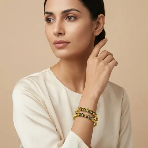 Gold_Alloy_Single_Bangle_For_Women