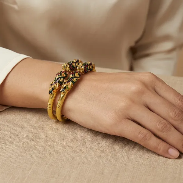 Gold_Alloy_Single_Bangle_For_Women