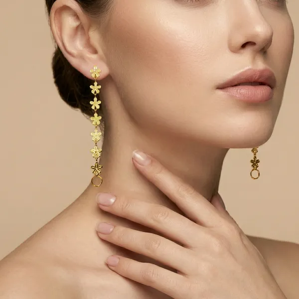 Gold_Alloy_Earrings_For_Women