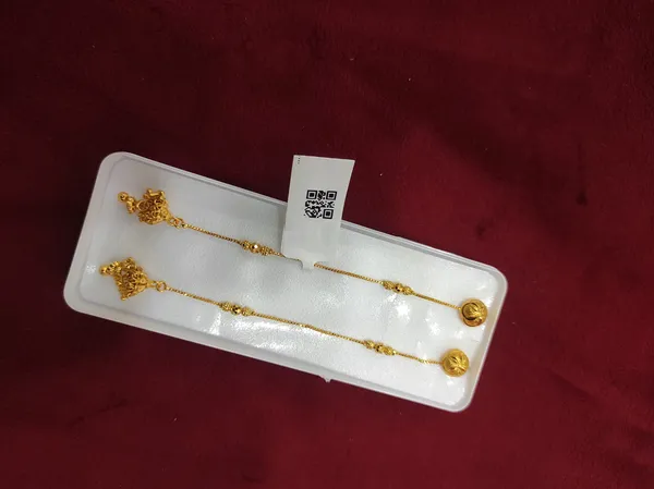Gold_Alloy_Threader_Earrings_For_Women