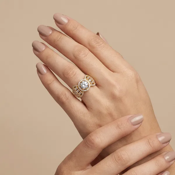 Gold_Alloy_Ring_For_Women
