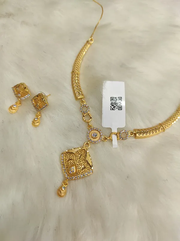 Gold_Alloy_with_Stone_Stone_Necklace_For_Women