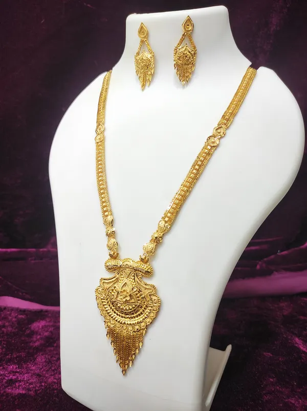 Gold_Alloy_Long_Necklace_With_Earrings_Set_For_Women