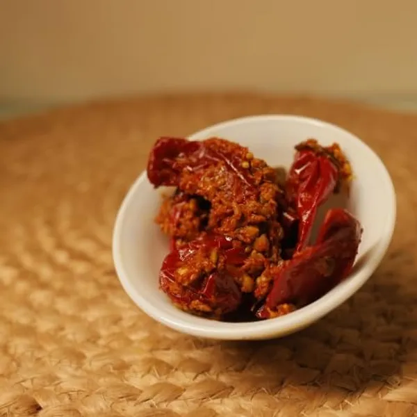 Lal_Mirchi_+_Rai_Mirchi_Achar_(_Pack_of_2_)