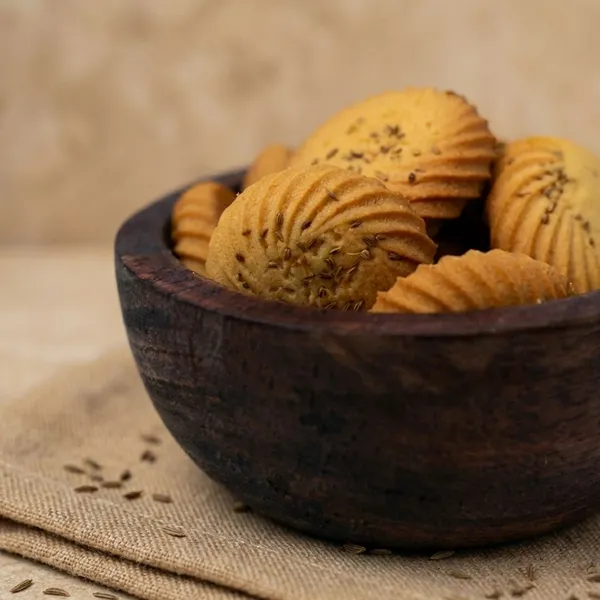 Ajwain_Biscuits_For_Digestive_Aid_And_Savory_Tea_Pairing