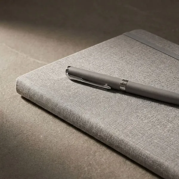 Grey_Premium_Gift_Set_For_Professional_And_Students
