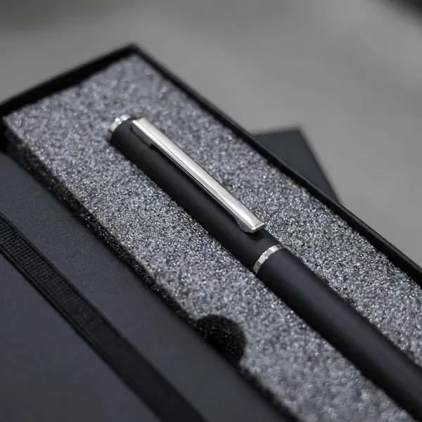 Black_Premium_Gift_Set_For_Professional_And_Students