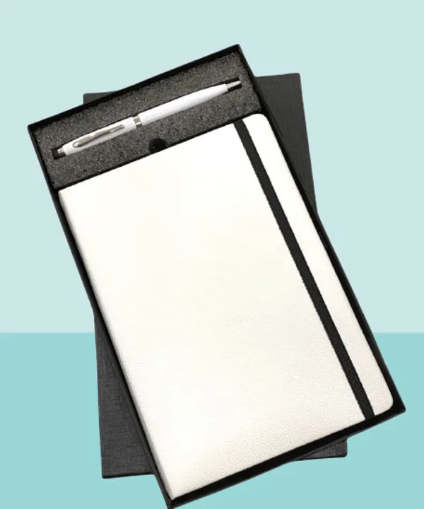 White_Daily_Gift_Set_For_Professional_And_Students