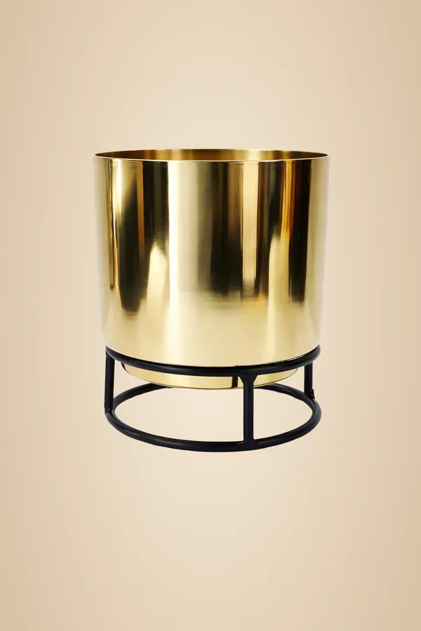 Gold_And_Black_Iron_Petite_Metal_Pots_For_Home_Decor_Mini_Plants,Succulents,Cactus,Return_Gifts,Tabletop_Decor