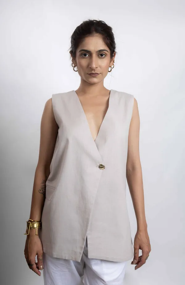 Glee_Grey_Cotton_Waistcoat_For_Women