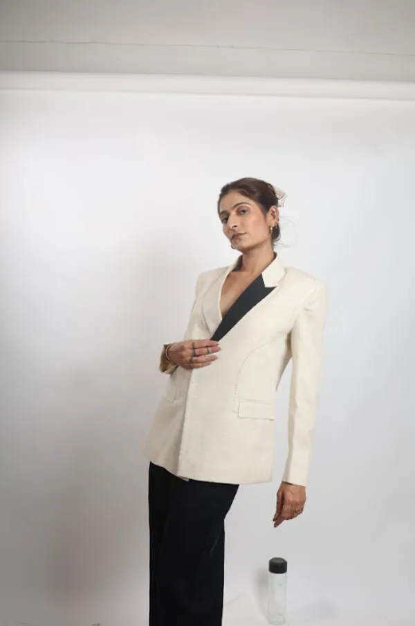Off_White_Hush_Pure_Linen_Blazer_For_Women