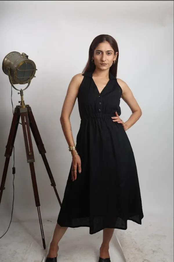 Black_Winter_Pure_Linen_Trouser_For_Women
