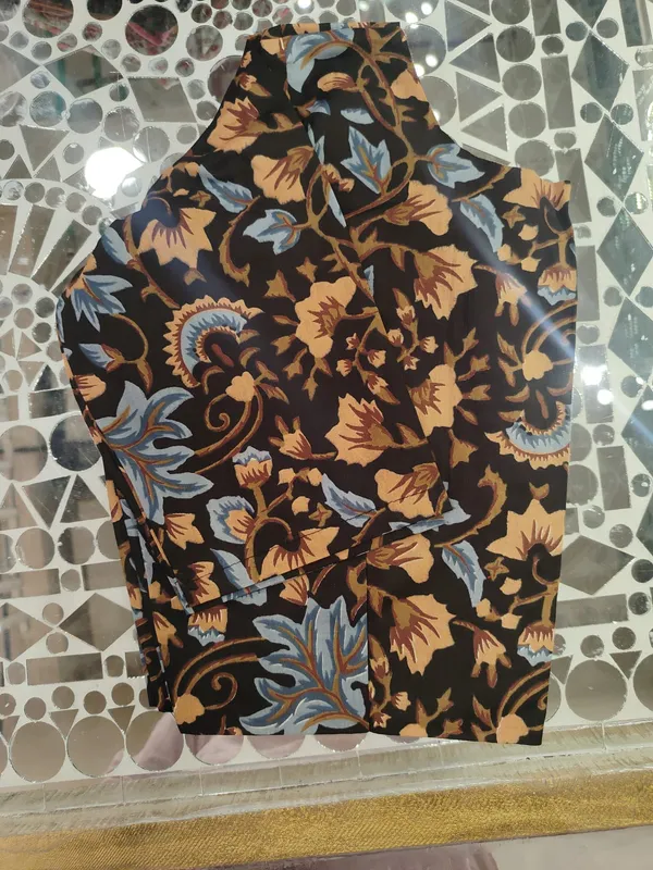 Blouse_Regular_Non_Padded_With_Sleeves_Cotton
