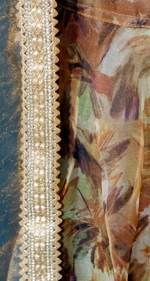 Lehenga_Organza_Floral_Brown