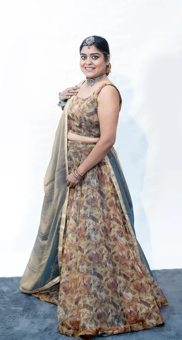 Lehenga_Organza_Floral_Brown