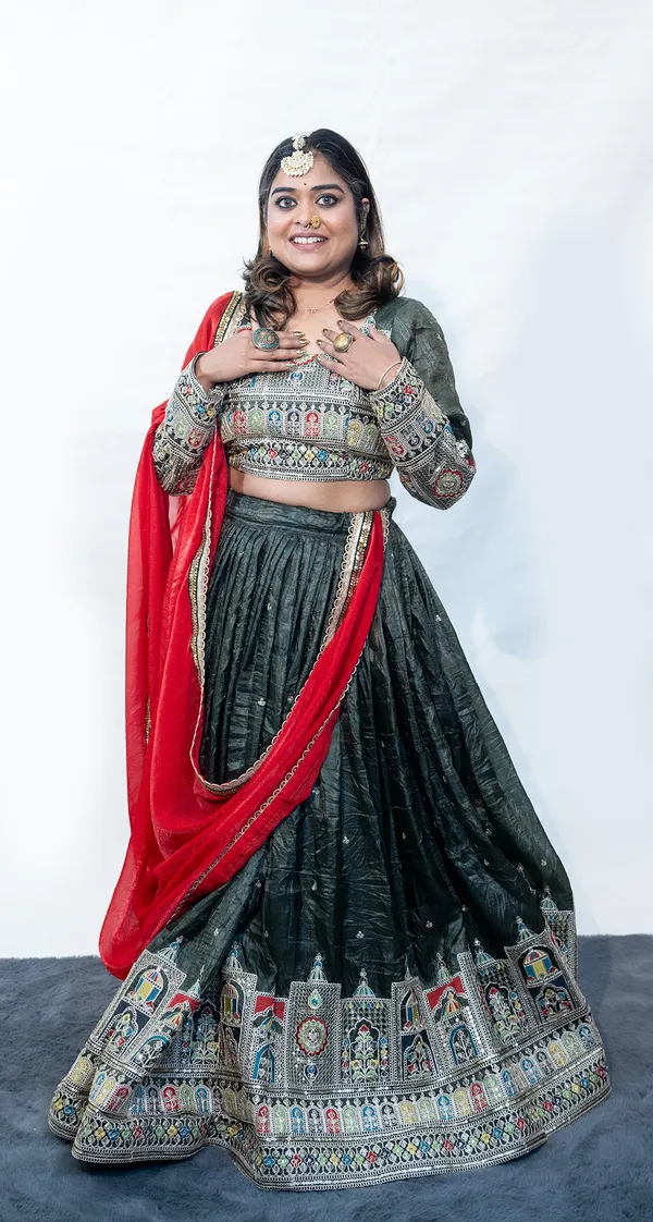 Lehenga_Silk_Dark_Green_With_Embroidery