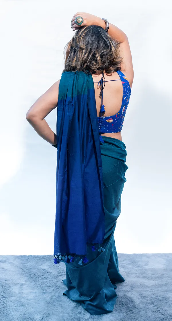 Khadi_Cotton_Contrast_Palla_Rama_Green_And_Navy_Blue