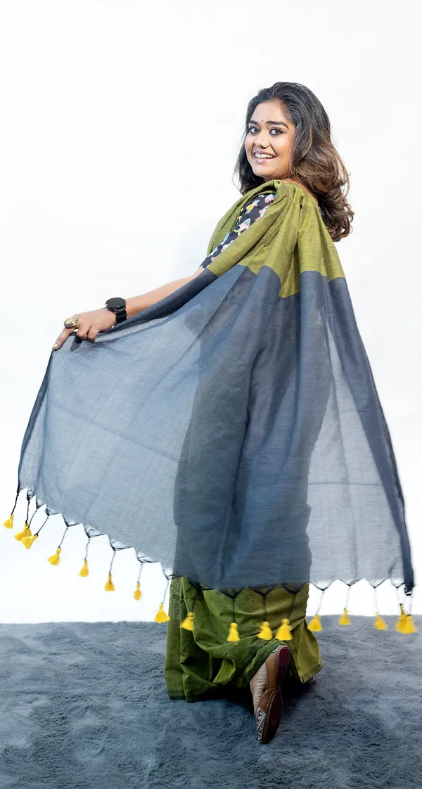 Khadi_Cotton_Contrast_Palla_Light_Green_And_Grey