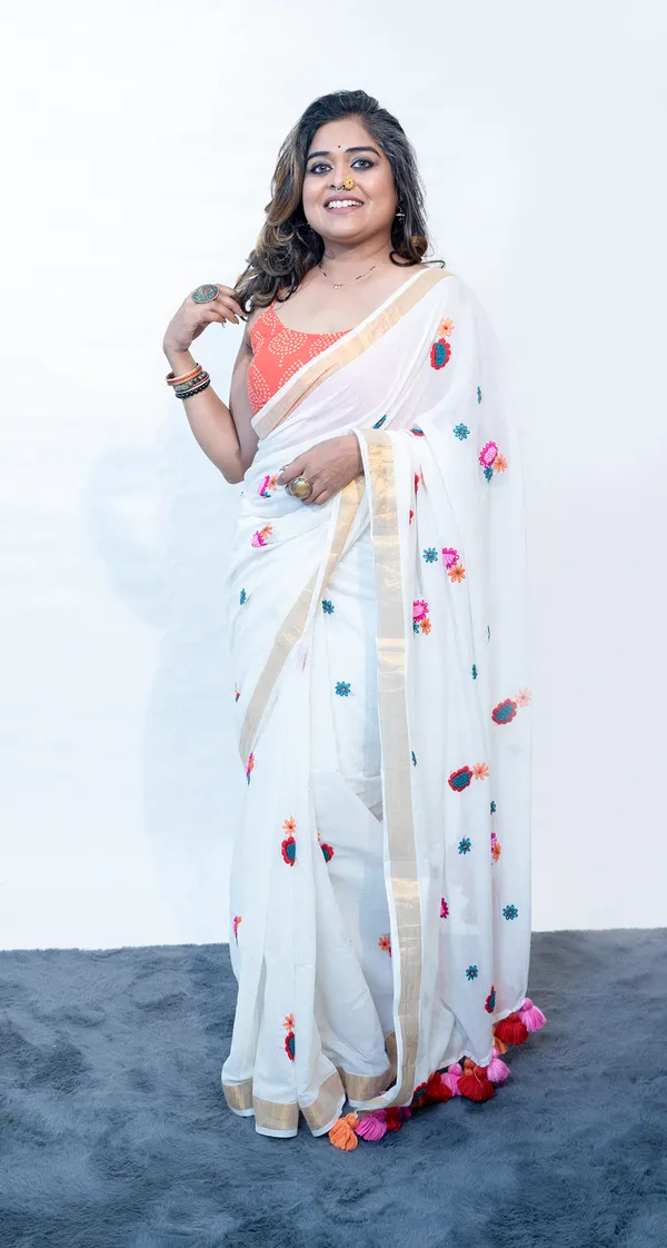 Saree_Khadi_Cotton_Hand_Embroidery_Off_White