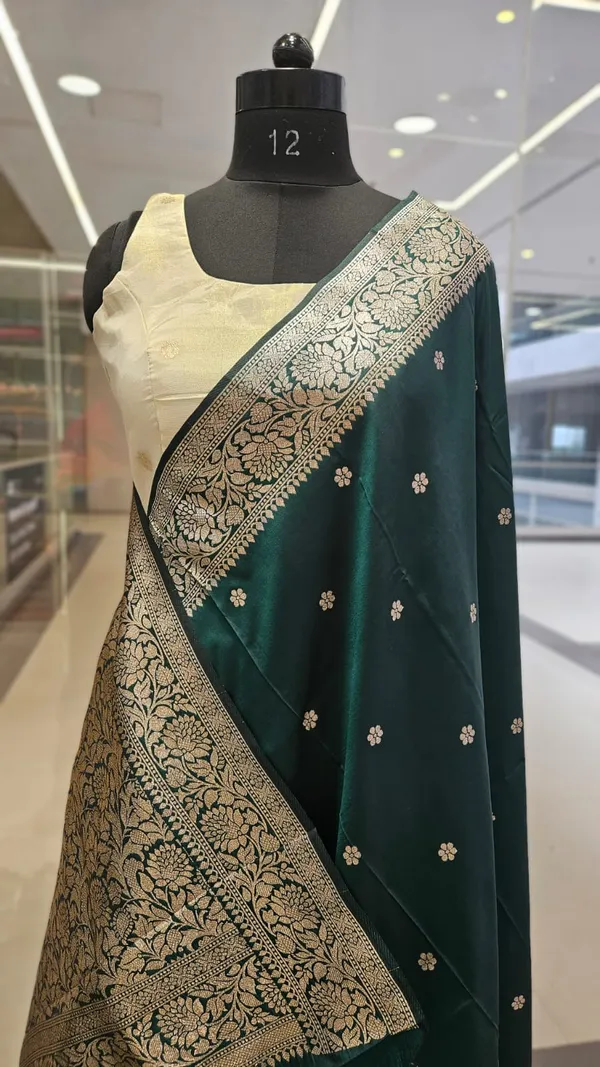 Banarasi_Classic_Boota_Green