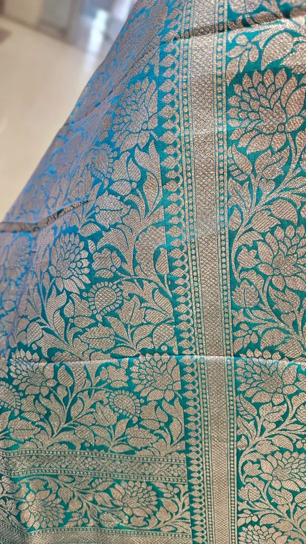 Banarasi_Classic_Boota_Blue_Green