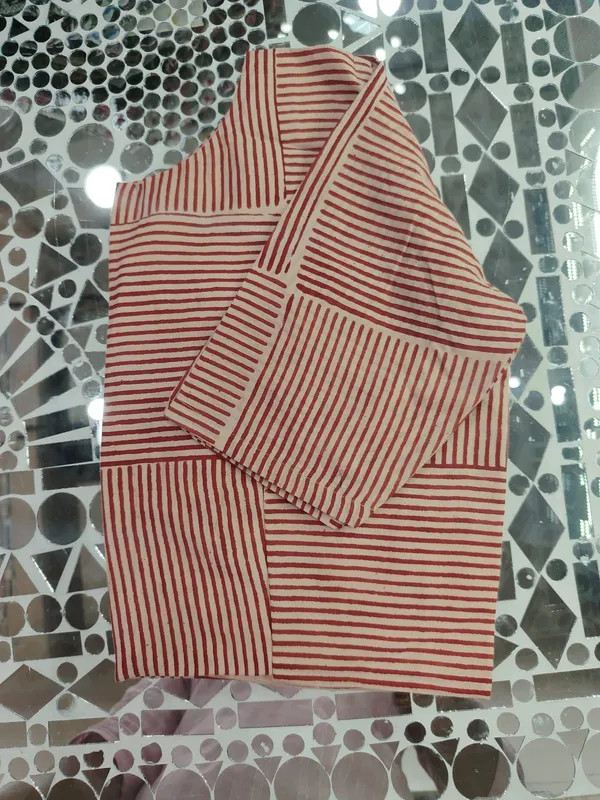 Blouse_Regular_Non_Padded_With_Sleeves_Cotton