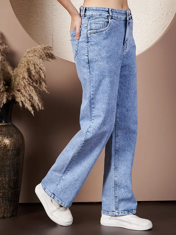 Light_Blue_Washed_Wide_Leg_Denim_Jeans_For_Women