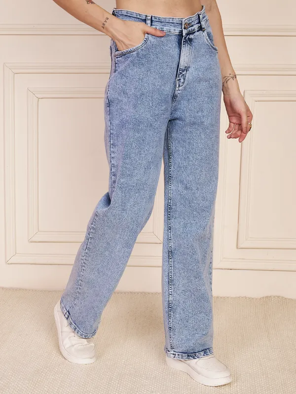 Light_Blue_Washed_Wide_Leg_Denim_Jeans_For_Women