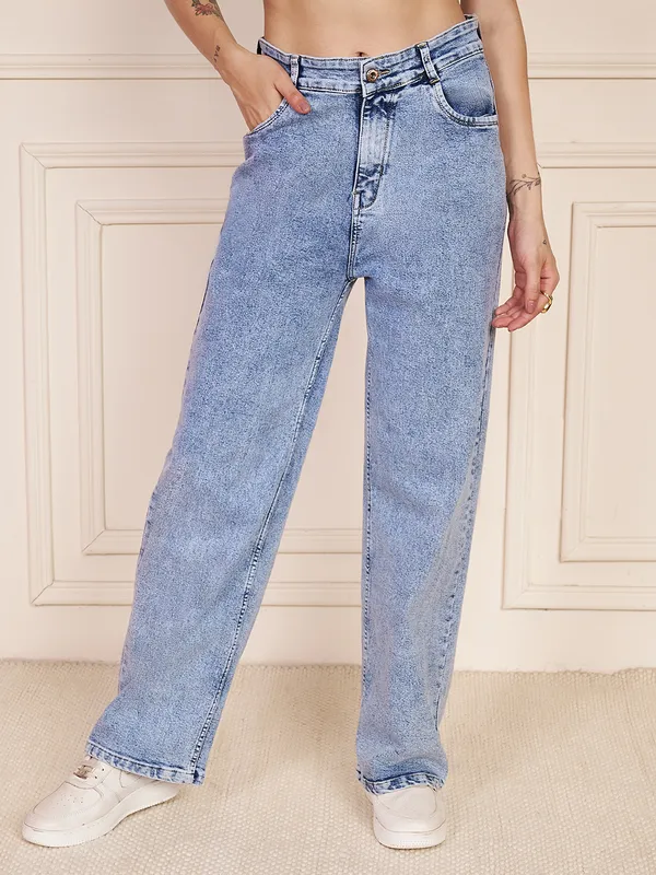 Light_Blue_Washed_Wide_Leg_Denim_Jeans_For_Women