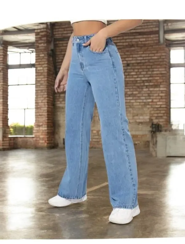 Ice_Washed_Wide_Leg_Denim_Jeans_For_Women