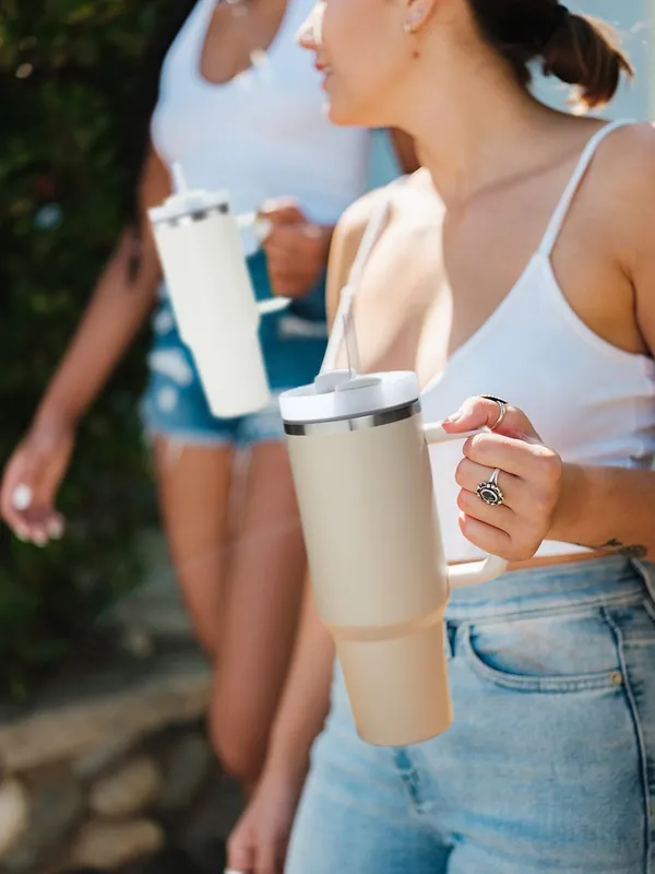 White_Insulated_Bottle_Stainless_Steel_For_Home_And_Accessories