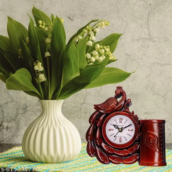 Brown_Premium_Plastic_Clock_With_Pen_Stand