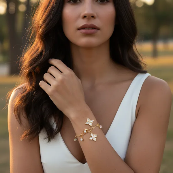 Gold_Brass_And_Mixed_Alloy_Necklace_For_Women