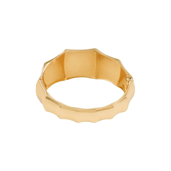 Gold_Luxe_Edge_Signature_Bangle_For_Women