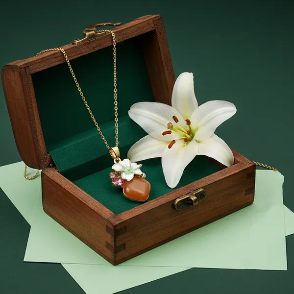 Multicolor_Brass_And_Mixed_Alloy_Necklace_For_Women