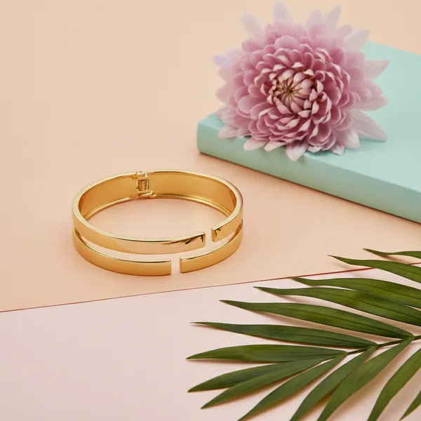 Gold_Modern_Grace_Twin_Band_Bangle_For_Women