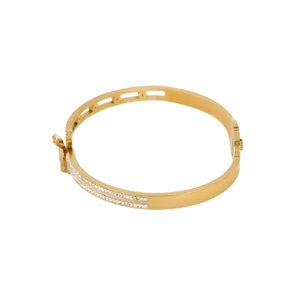 Gold_Elegant_Butterfly_Glow_Bracelet_For_Women