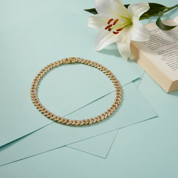 Gold_Brass_And_Mixed_Alloy_Necklace_For_Women